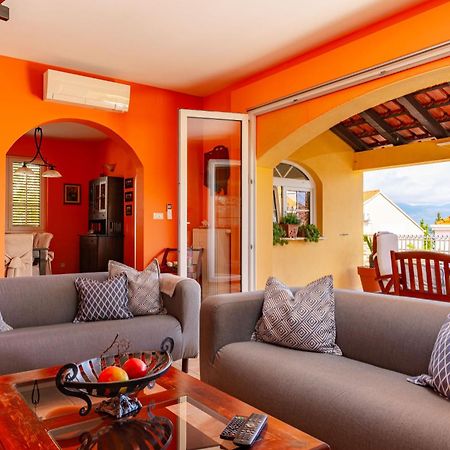 House 4 You Lumbarda Exterior foto